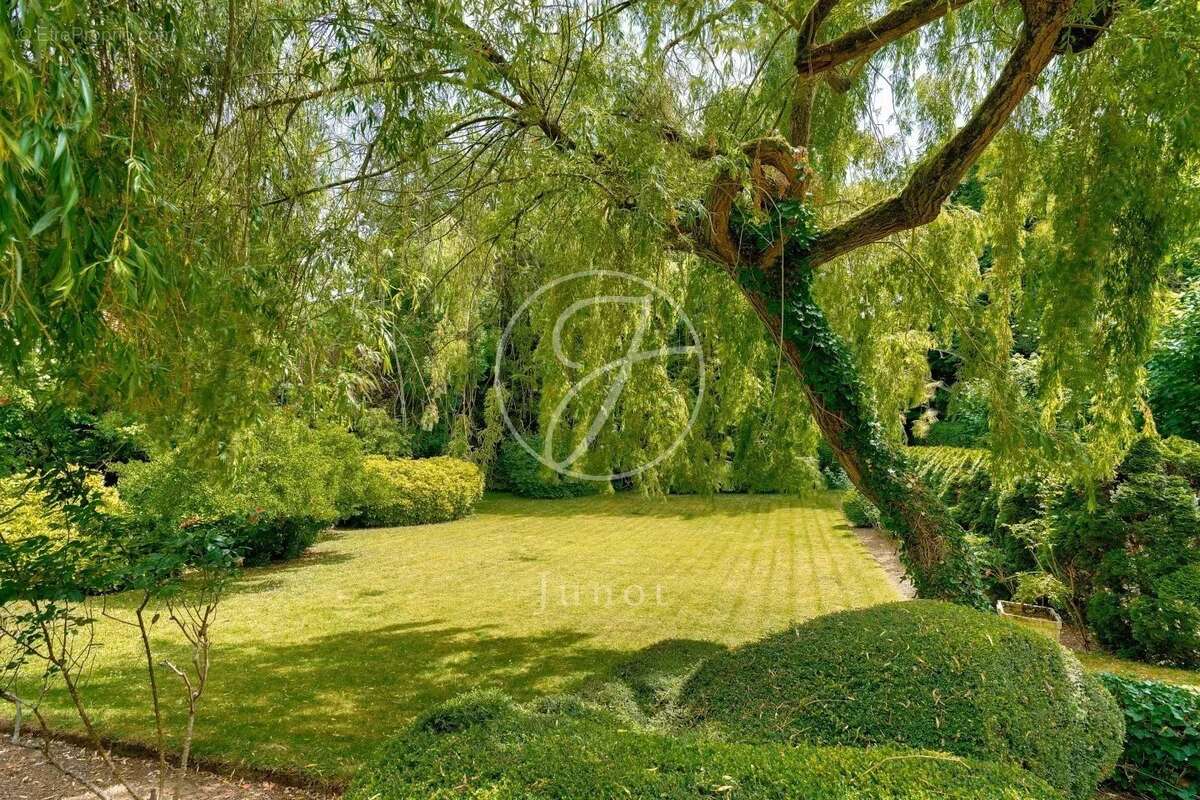 Maison à MARLY-LE-ROI