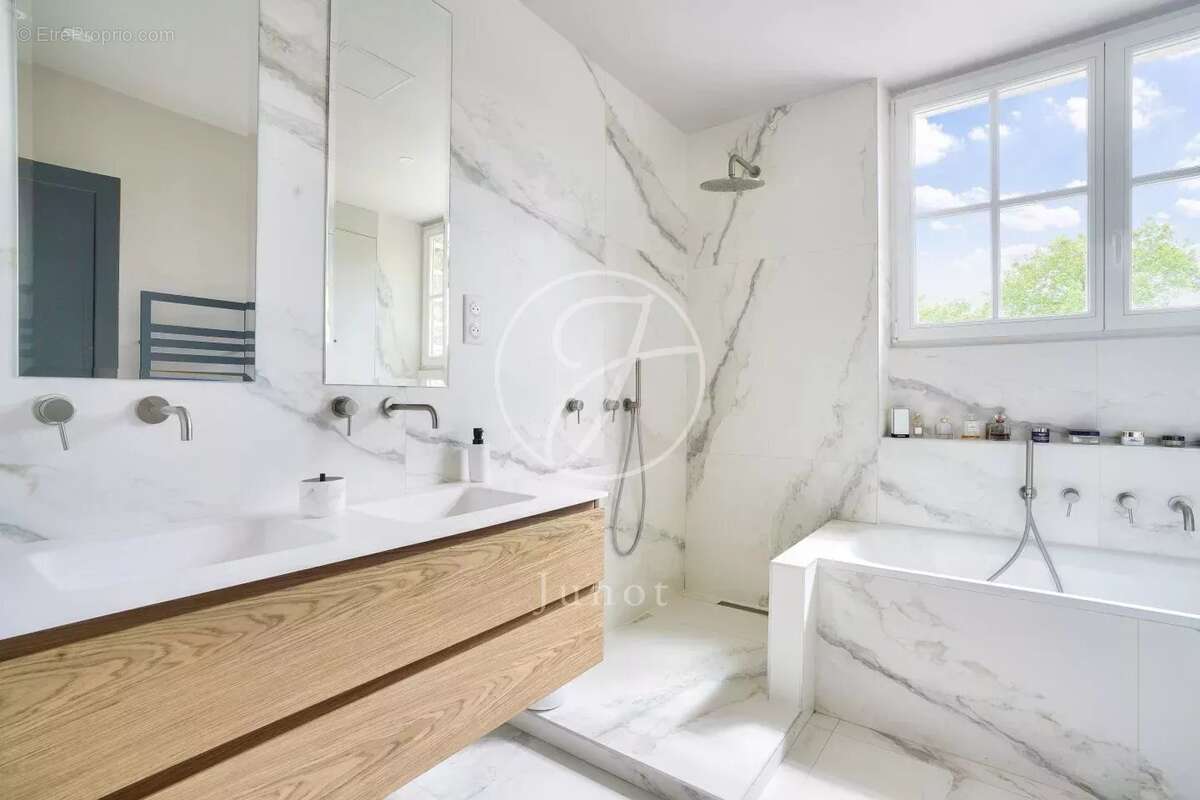 Maison à MARLY-LE-ROI