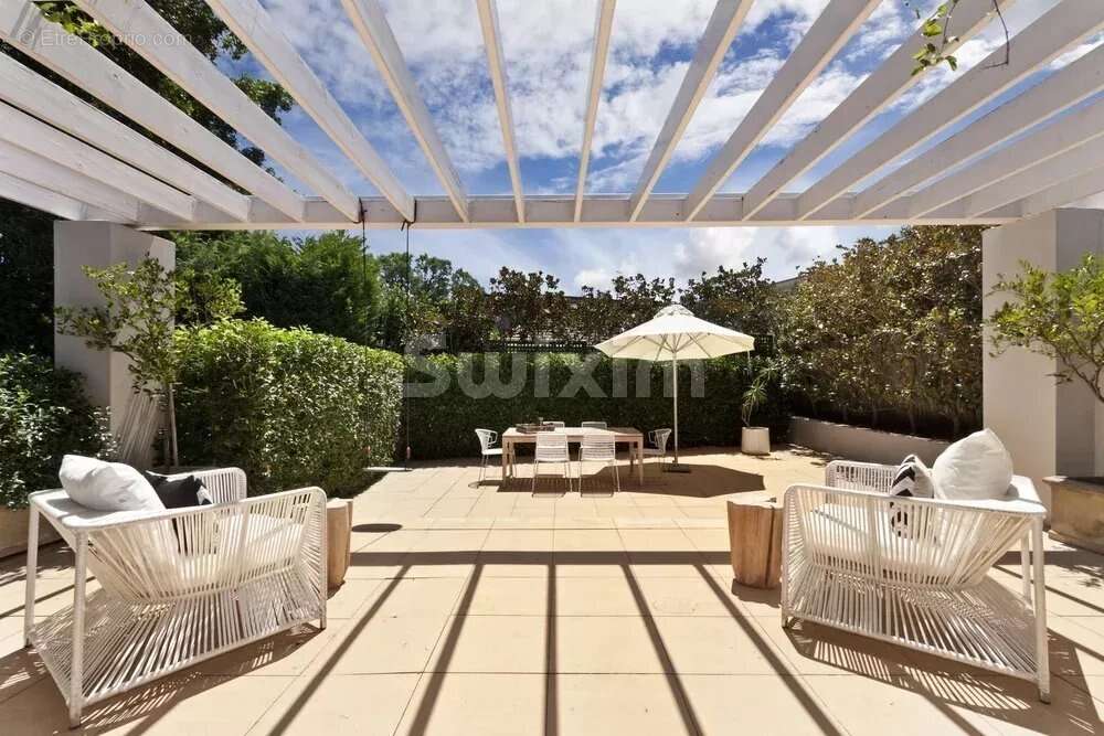 Appartement à CHARBONNIERES-LES-BAINS