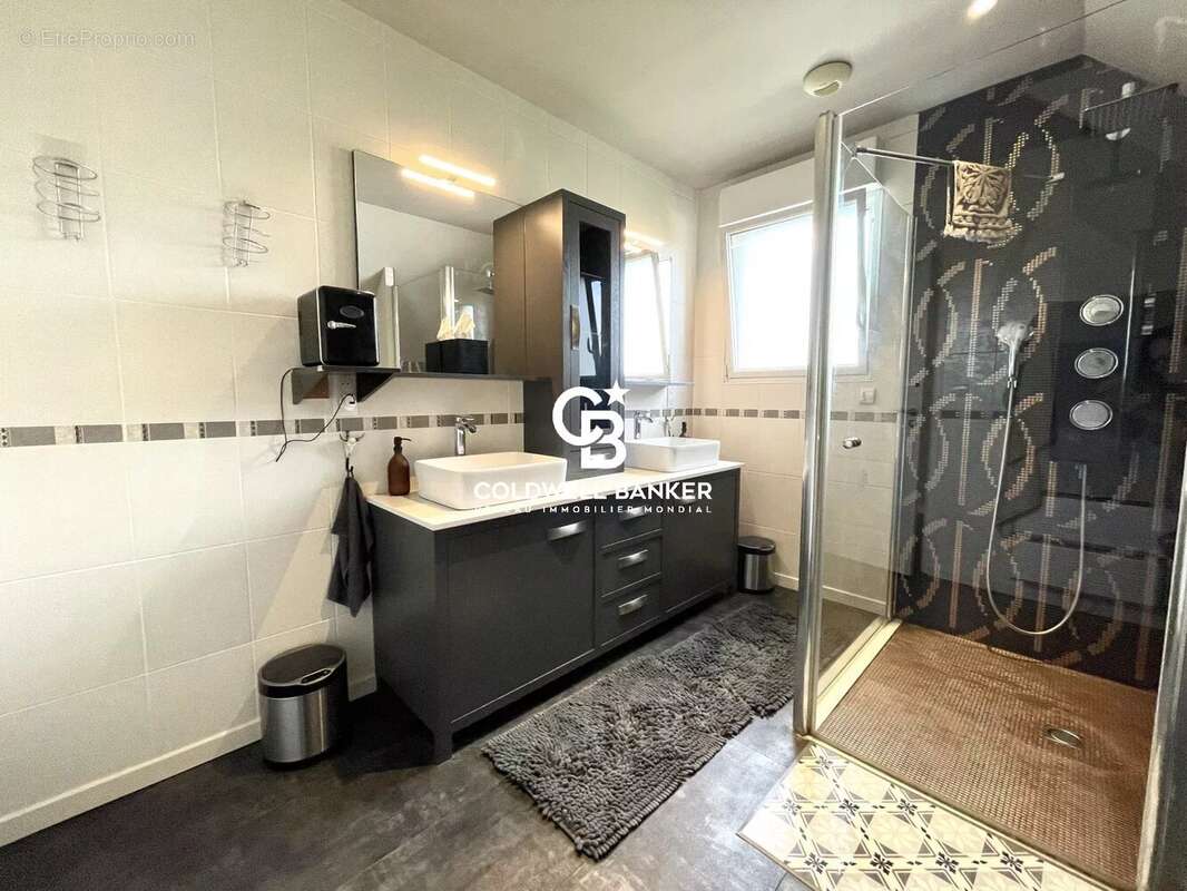 Maison à SAINT-AVERTIN