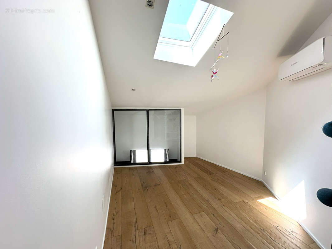 Maison à PEYROLLES-EN-PROVENCE