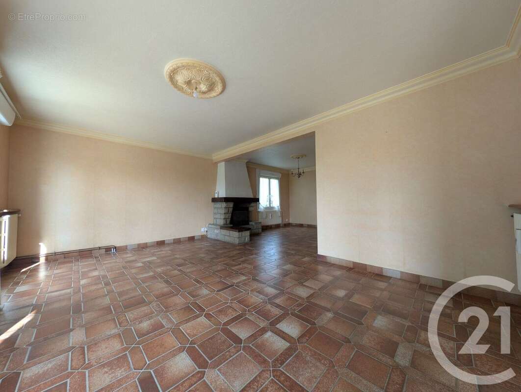 Maison à QUESTEMBERT