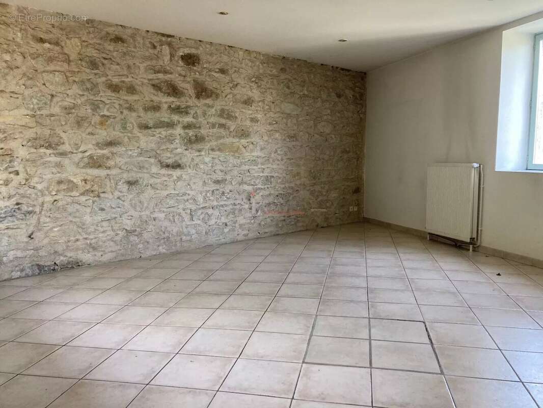 Maison à AMBERIEU-EN-BUGEY