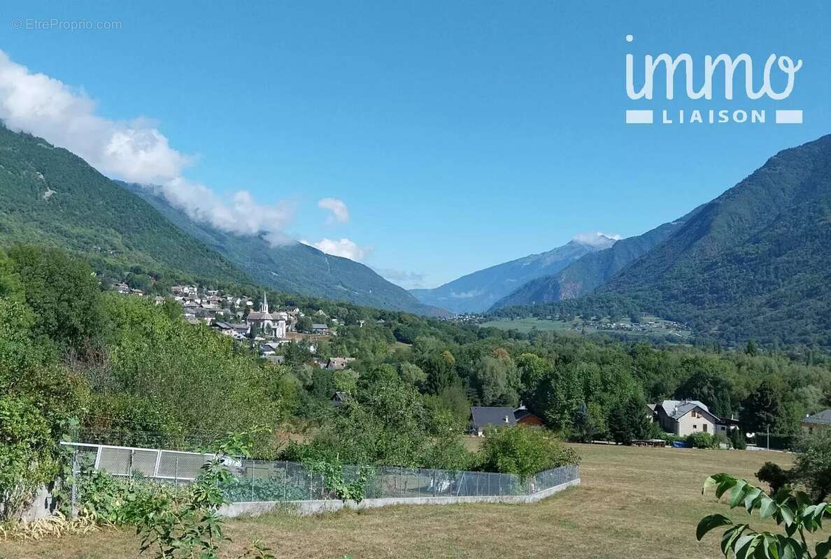 Appartement à SAINT-REMY-DE-MAURIENNE