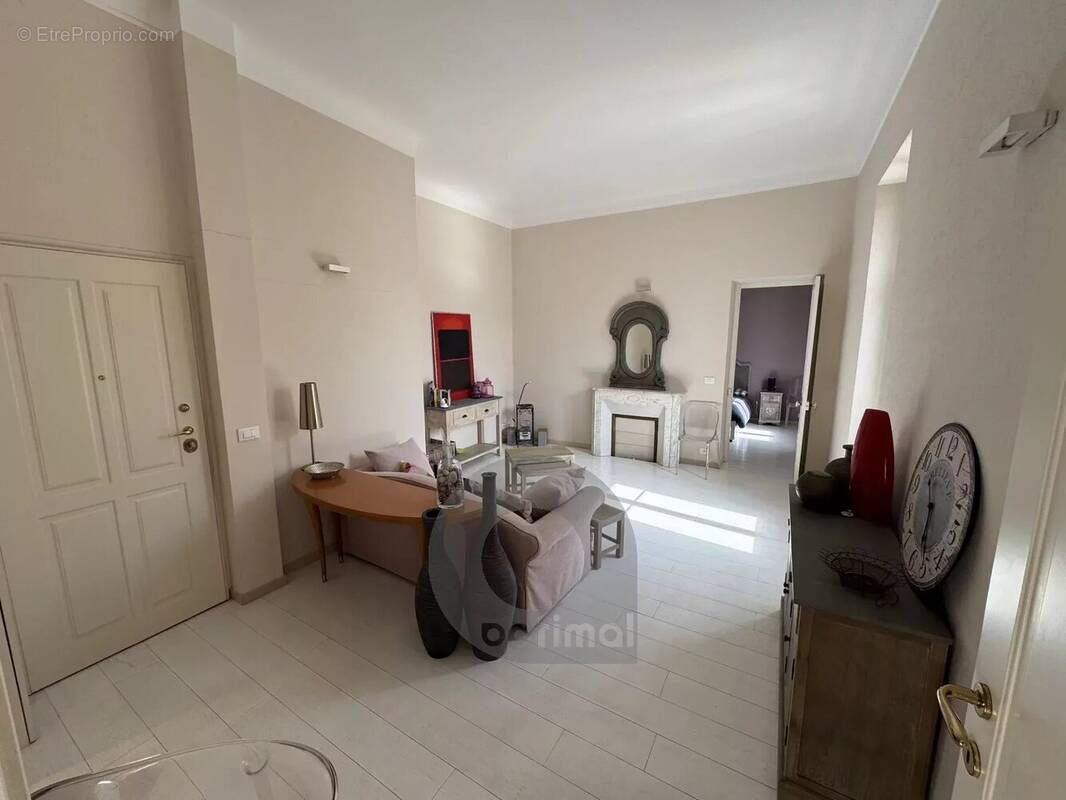 Appartement à MENTON