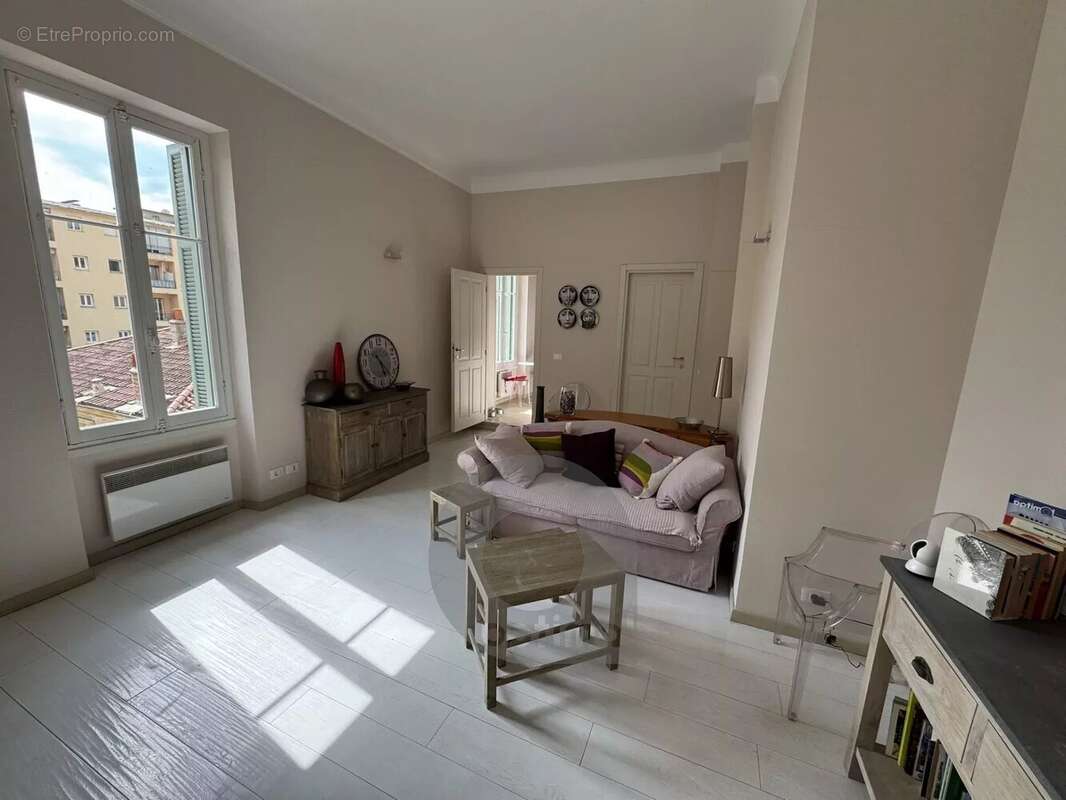 Appartement à MENTON