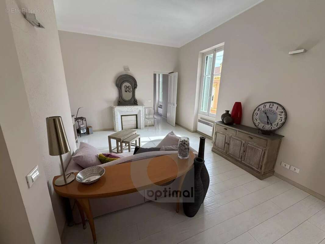 Appartement à MENTON