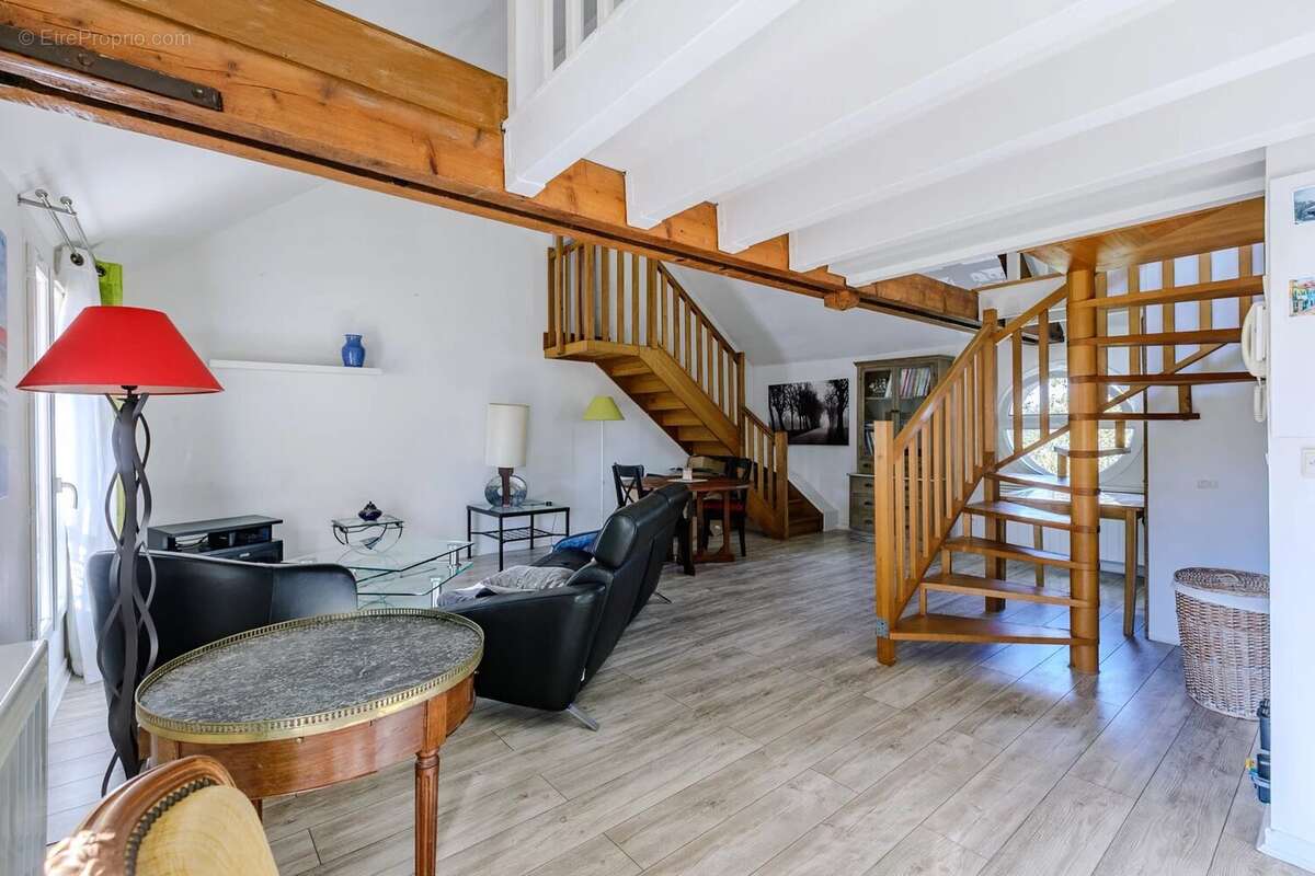 Appartement à ORGEVAL