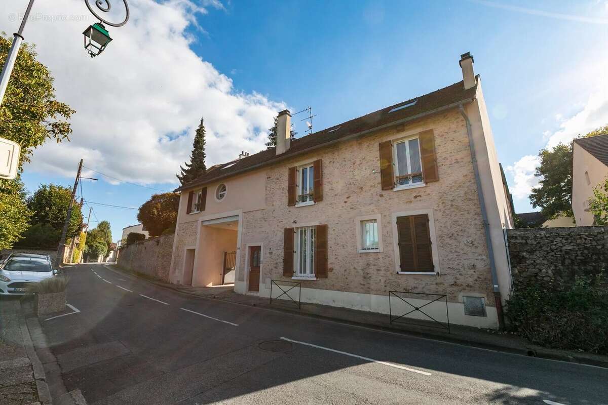 Appartement à ORGEVAL