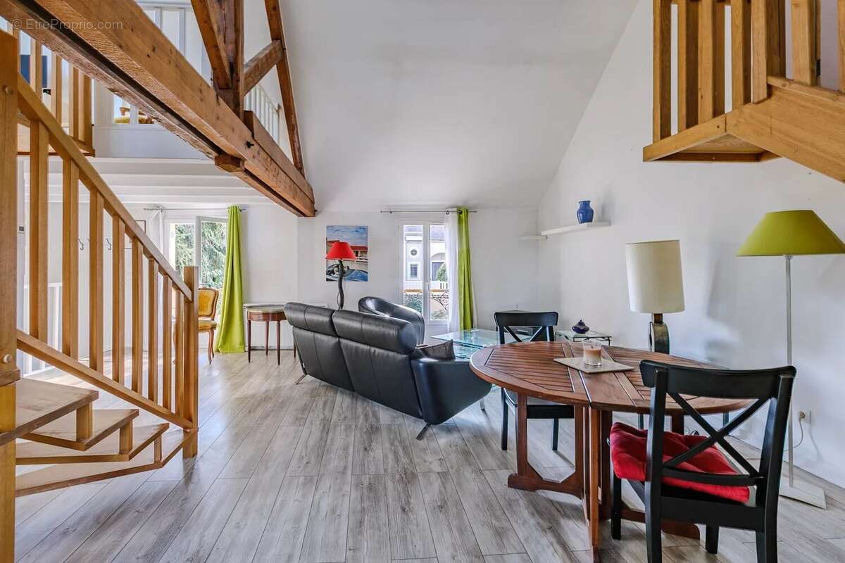 Appartement à ORGEVAL