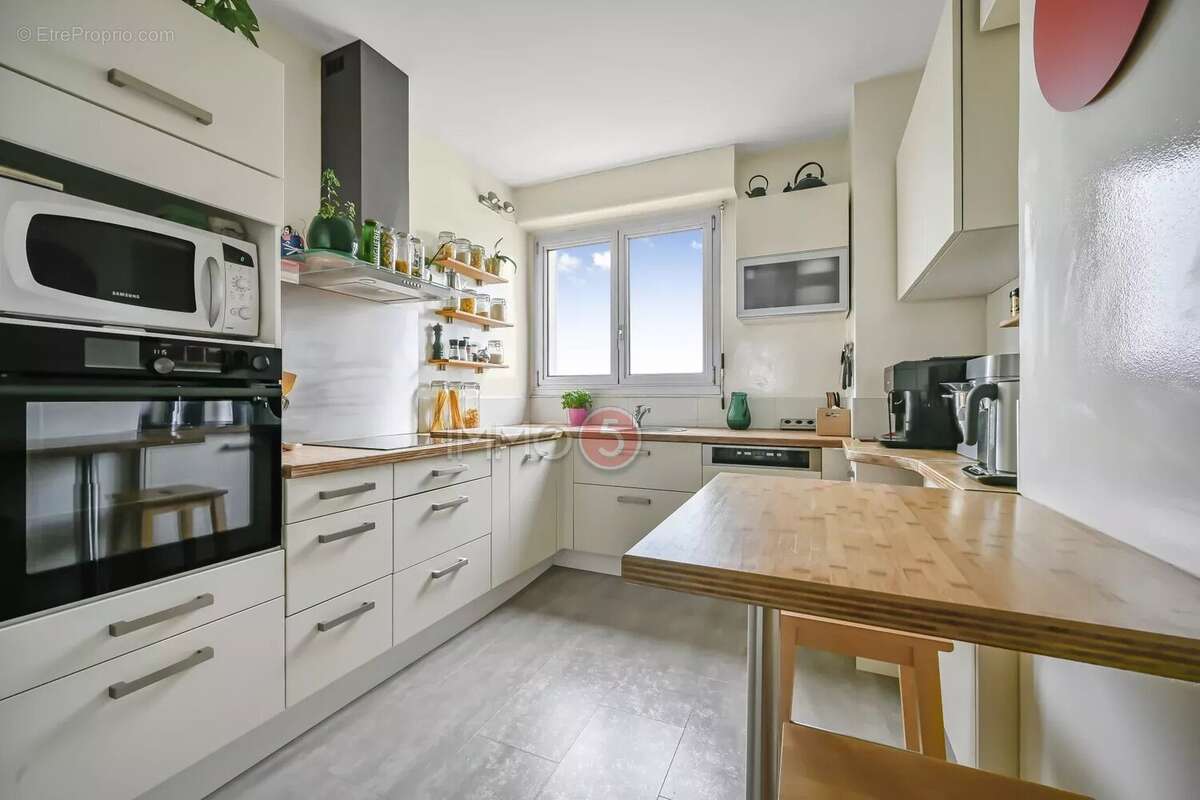 Appartement à LE RAINCY