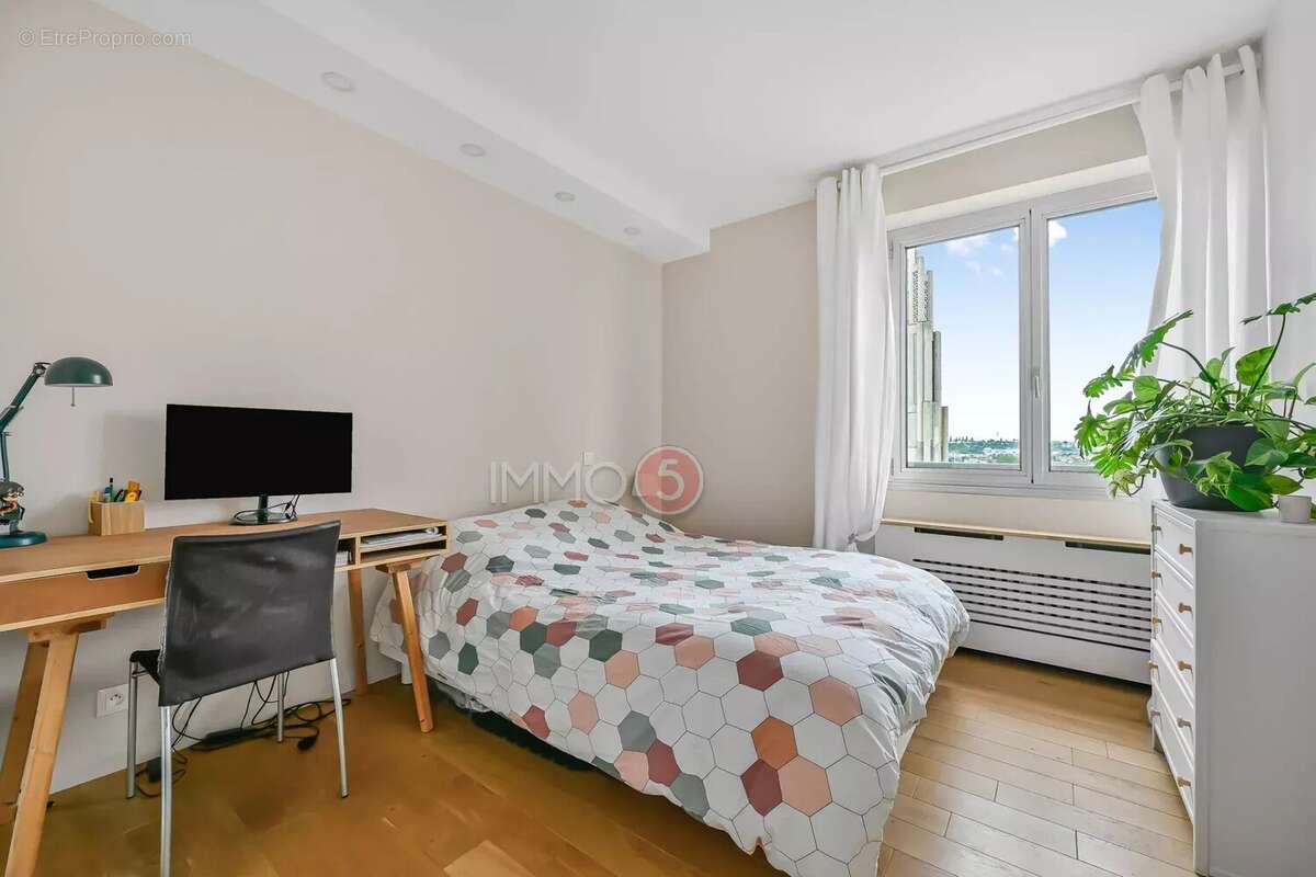 Appartement à LE RAINCY