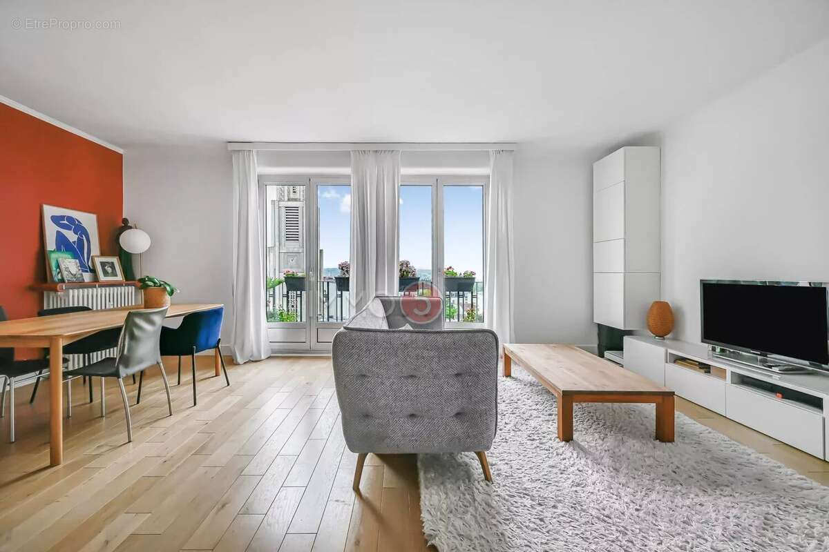 Appartement à LE RAINCY