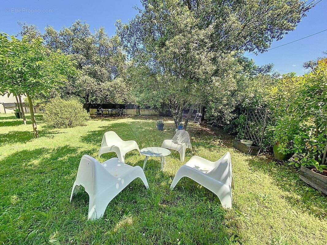 Maison à BOISSET-ET-GAUJAC