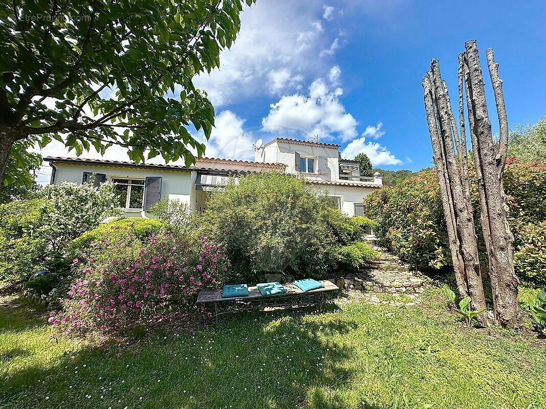 Maison à BOISSET-ET-GAUJAC