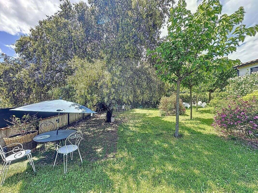 Maison à BOISSET-ET-GAUJAC