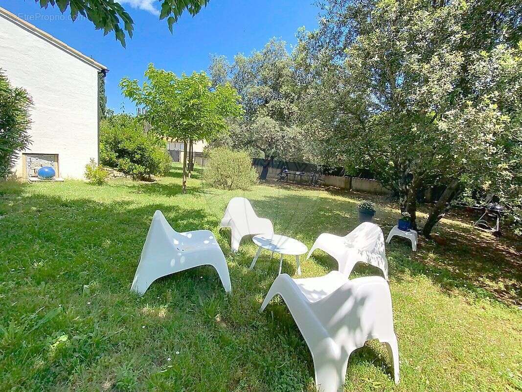 Maison à BOISSET-ET-GAUJAC