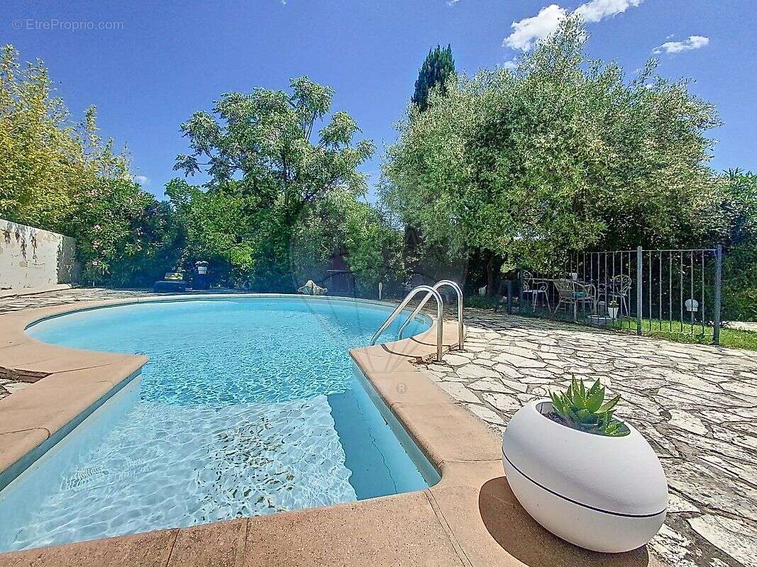 Maison à BOISSET-ET-GAUJAC