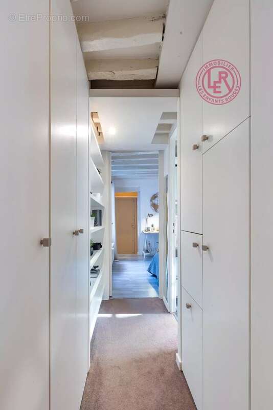 Appartement à PARIS-2E