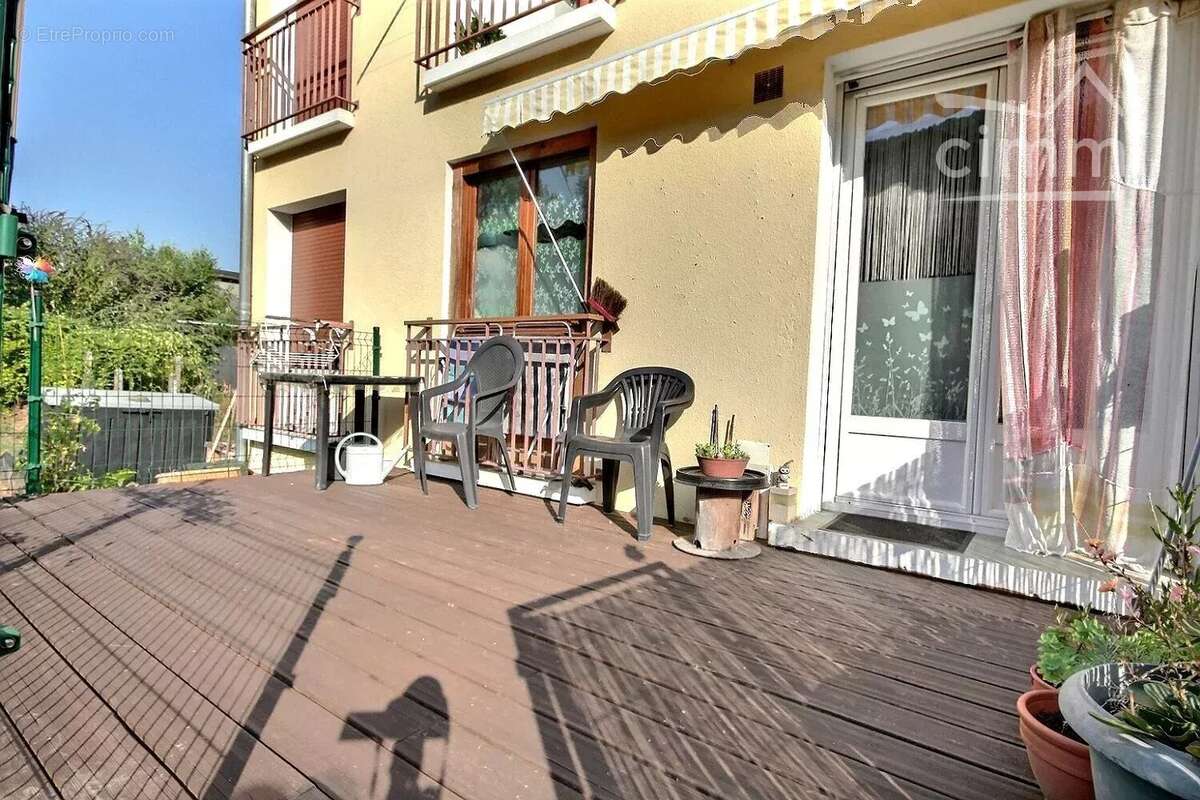 Appartement à LA ROCHETTE