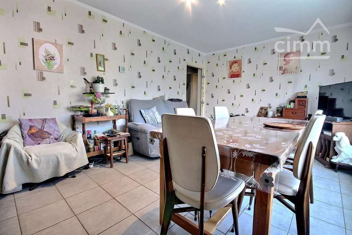 Appartement à LA ROCHETTE