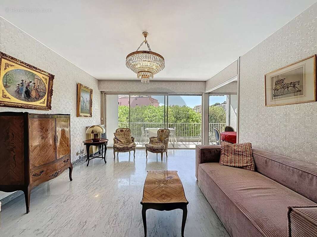 Appartement à MENTON