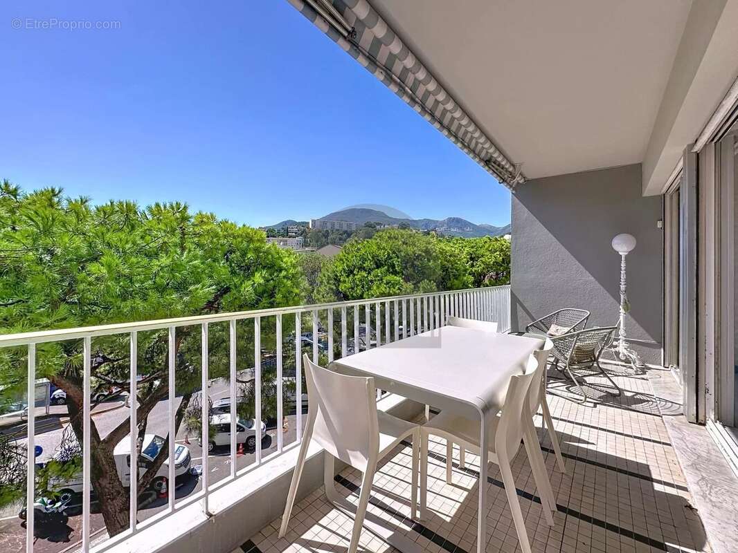 Appartement à MENTON