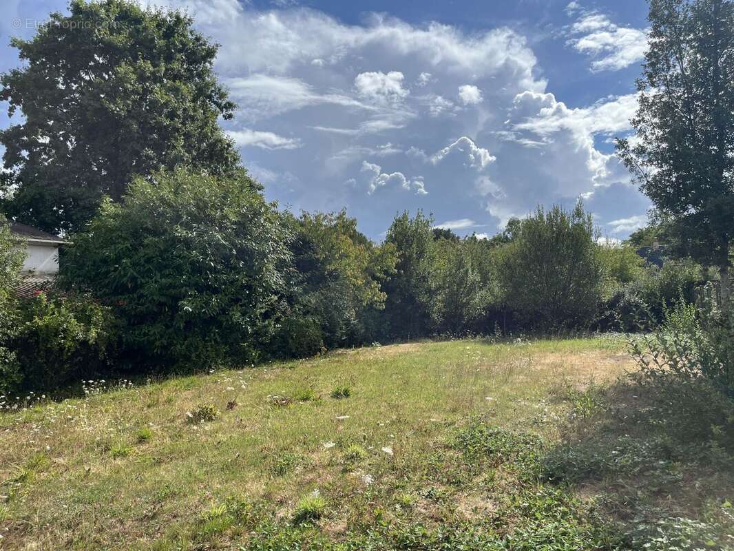 Terrain à CARQUEFOU