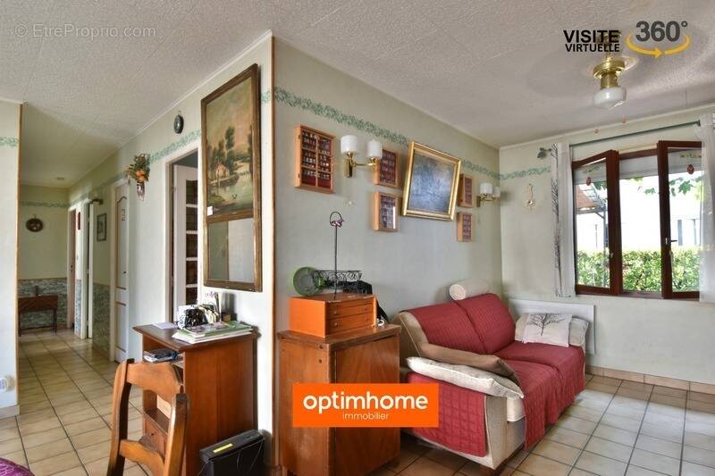 Maison à AMBARES-ET-LAGRAVE