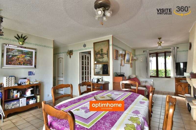 Maison à AMBARES-ET-LAGRAVE