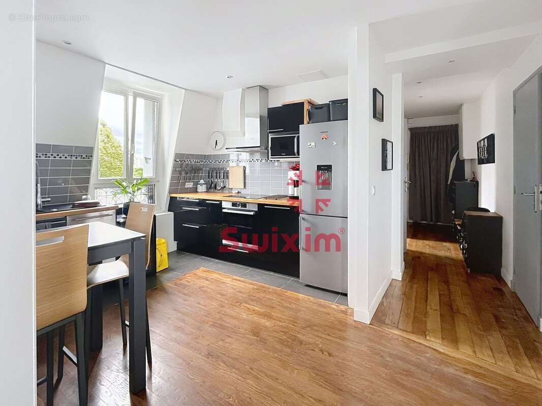 Appartement à PARIS-11E