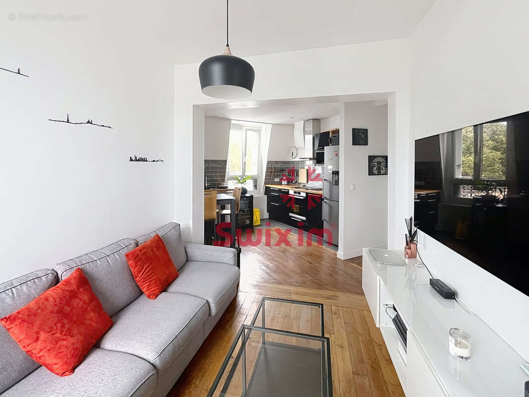 Appartement à PARIS-20E