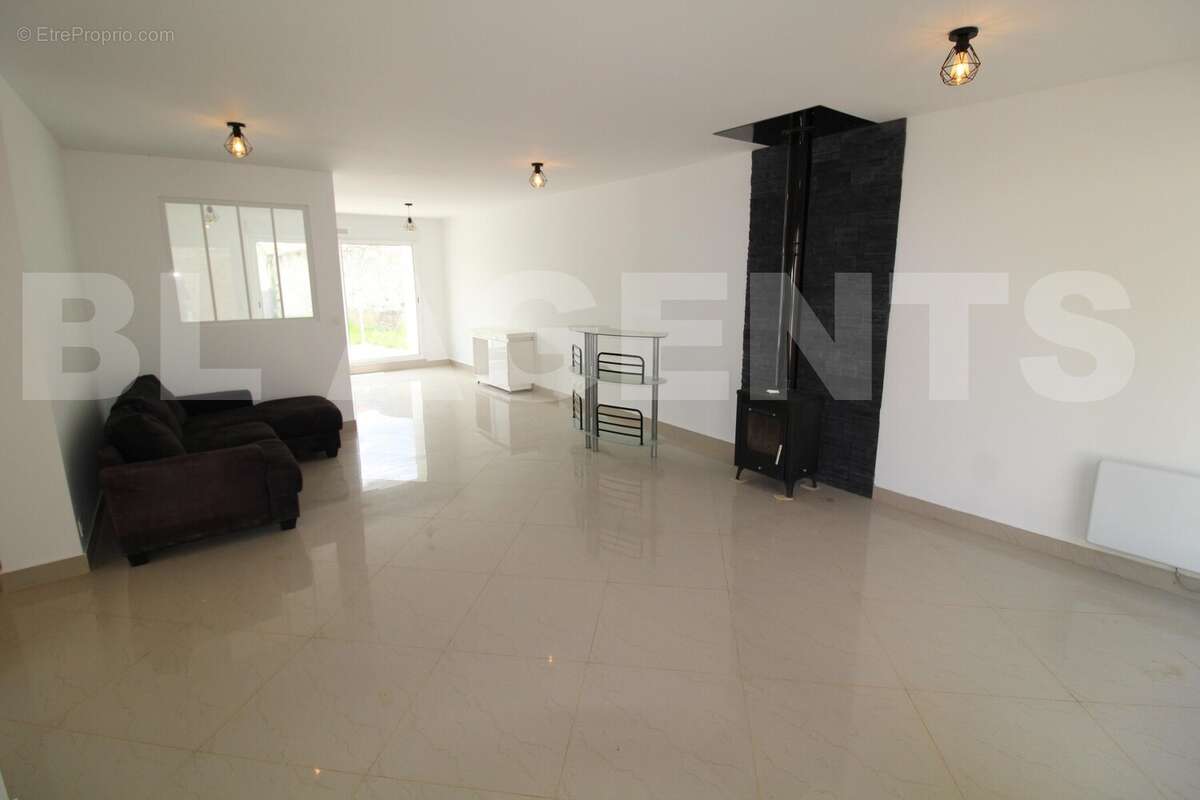 IMG_8486 - Maison à LIZY-SUR-OURCQ