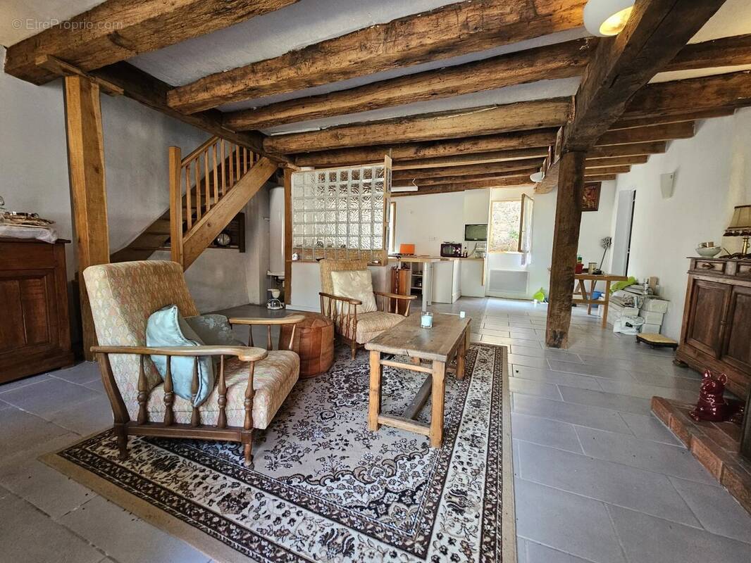 Appartement à EXIDEUIL