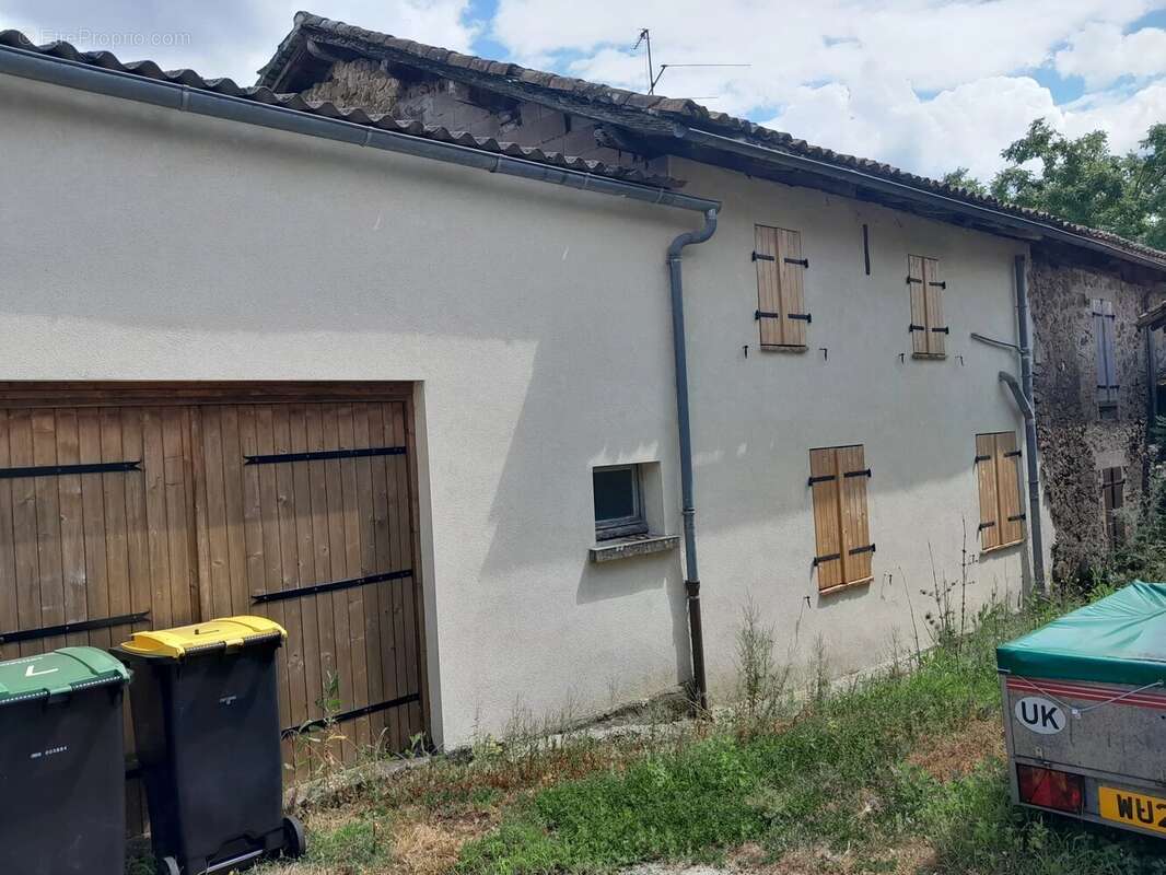 Appartement à EXIDEUIL