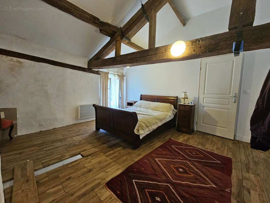 Appartement à EXIDEUIL