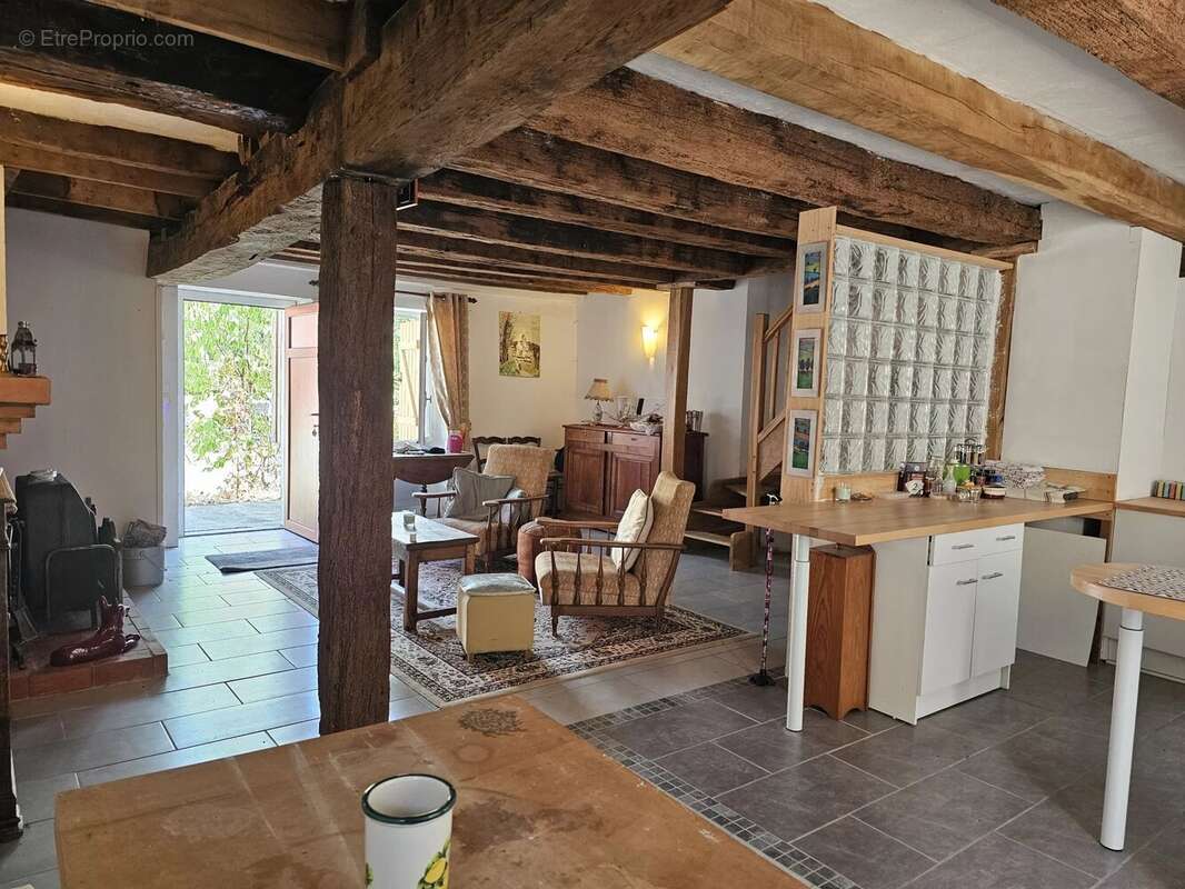 Appartement à EXIDEUIL