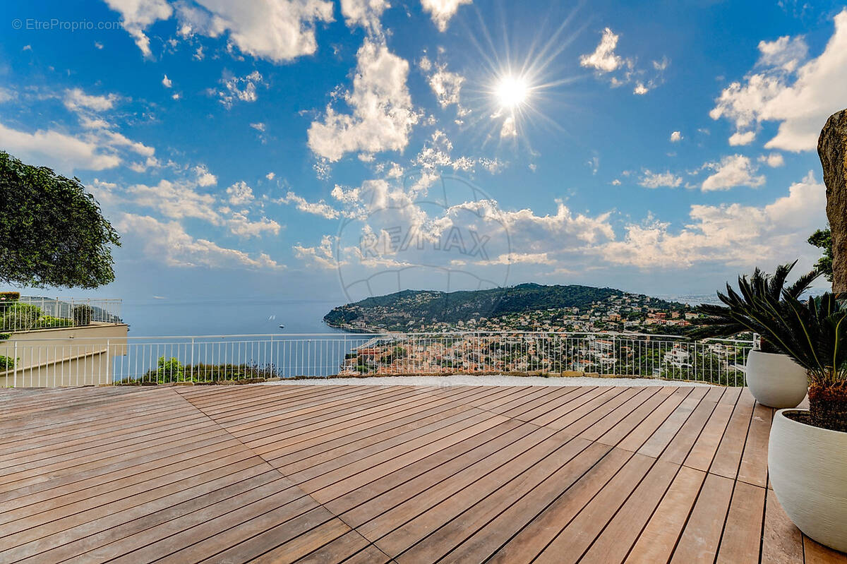 Appartement à VILLEFRANCHE-SUR-MER