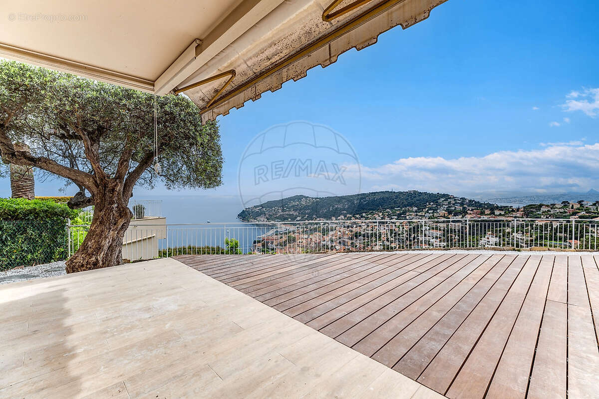 Appartement à VILLEFRANCHE-SUR-MER