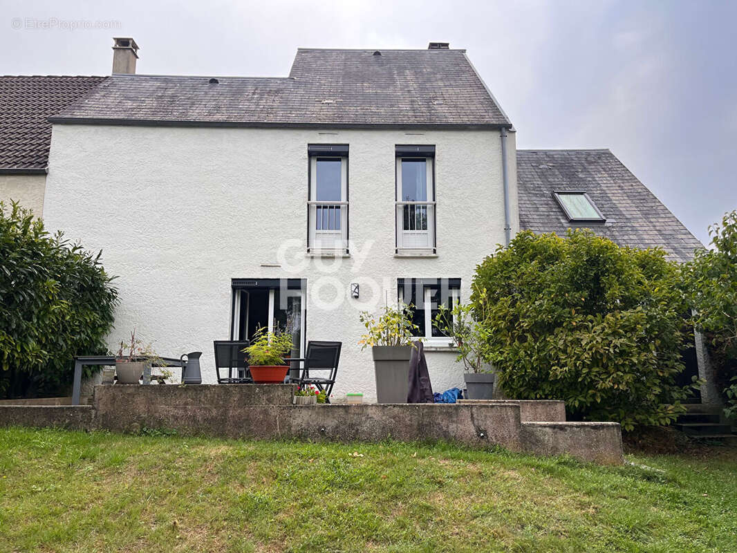 Maison à MORET-SUR-LOING