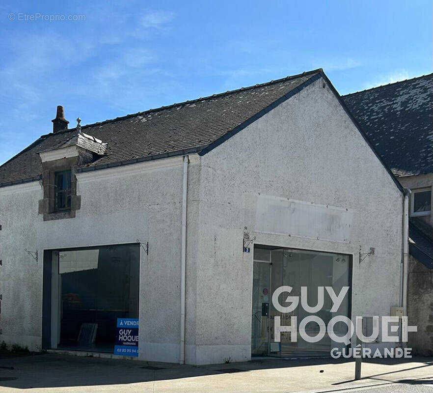 Commerce à SAINT-MOLF