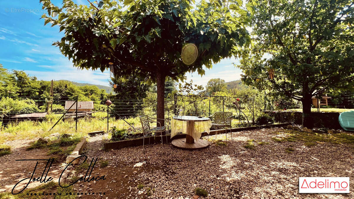 Maison à LES SALLES-DU-GARDON