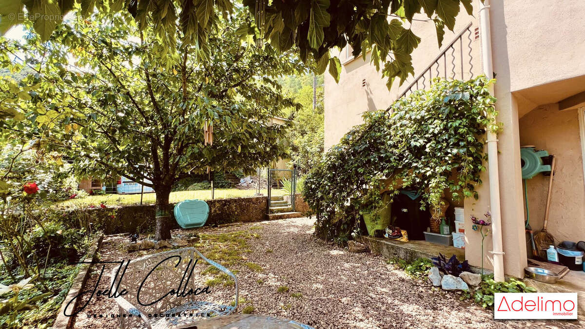 Maison à LES SALLES-DU-GARDON