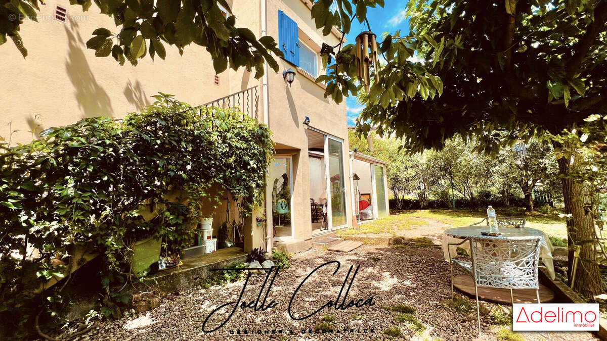 Maison à LES SALLES-DU-GARDON