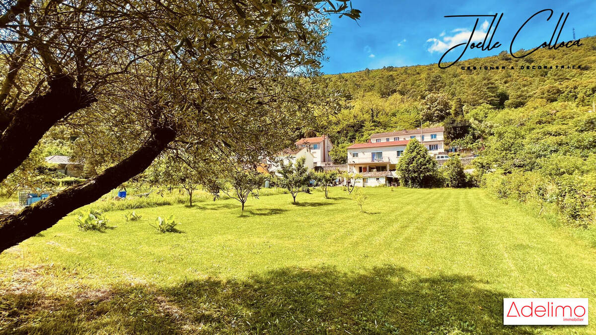 Maison à LES SALLES-DU-GARDON