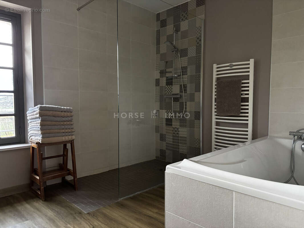 Maison à AGON-COUTAINVILLE