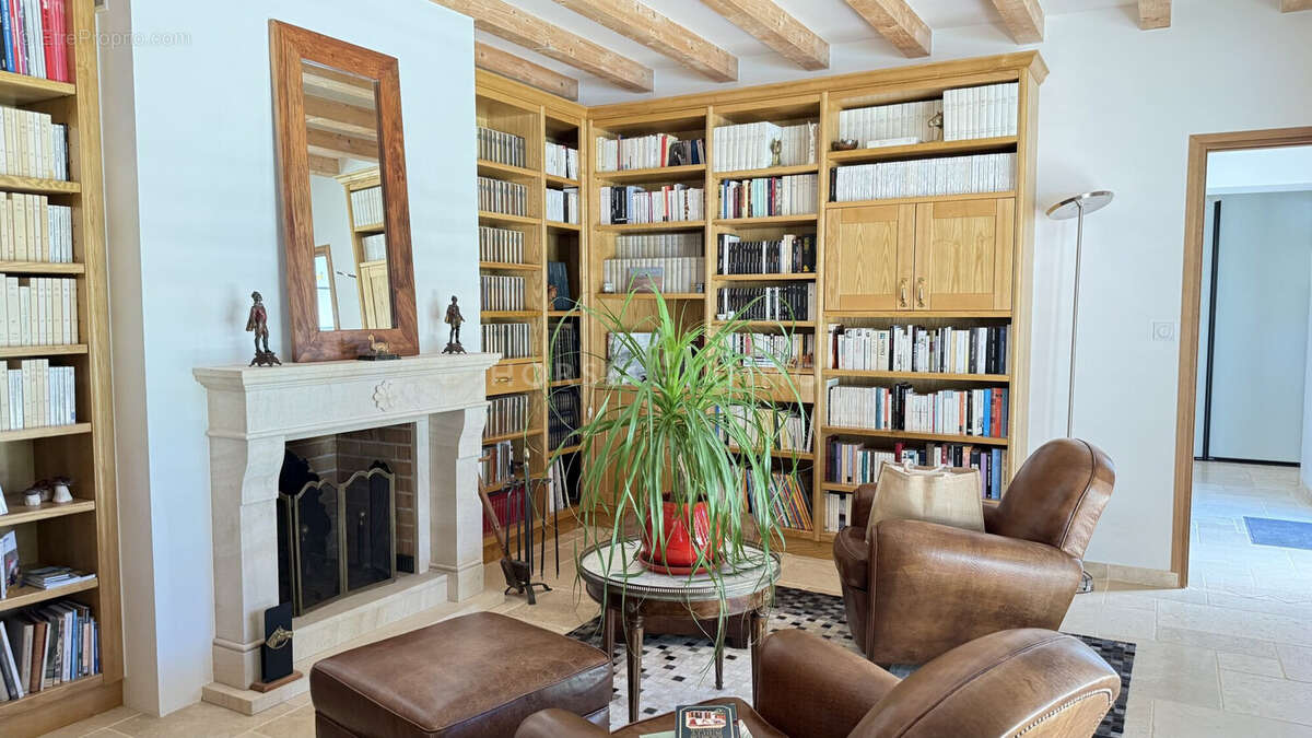 Maison à SAINT-FORTUNAT-SUR-EYRIEUX