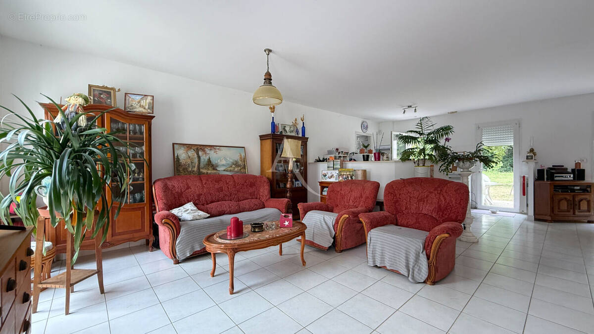 Maison à LA FERRIERE