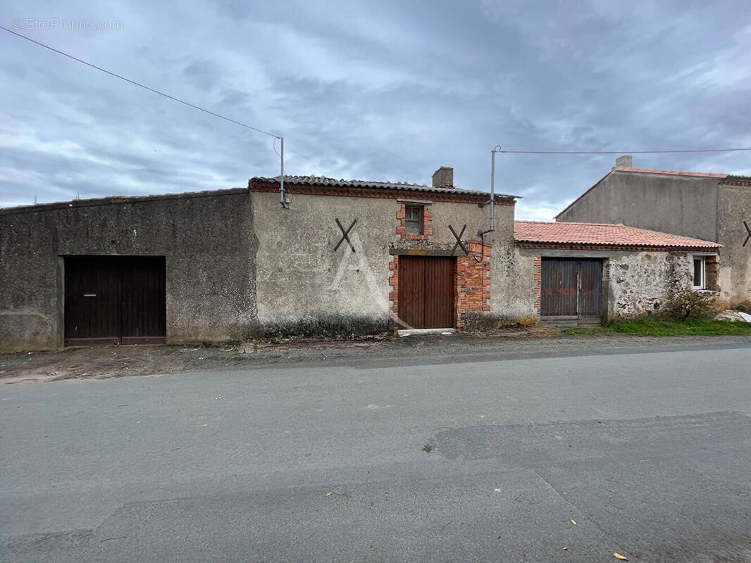 Autre à LE CHAMP-SAINT-PERE