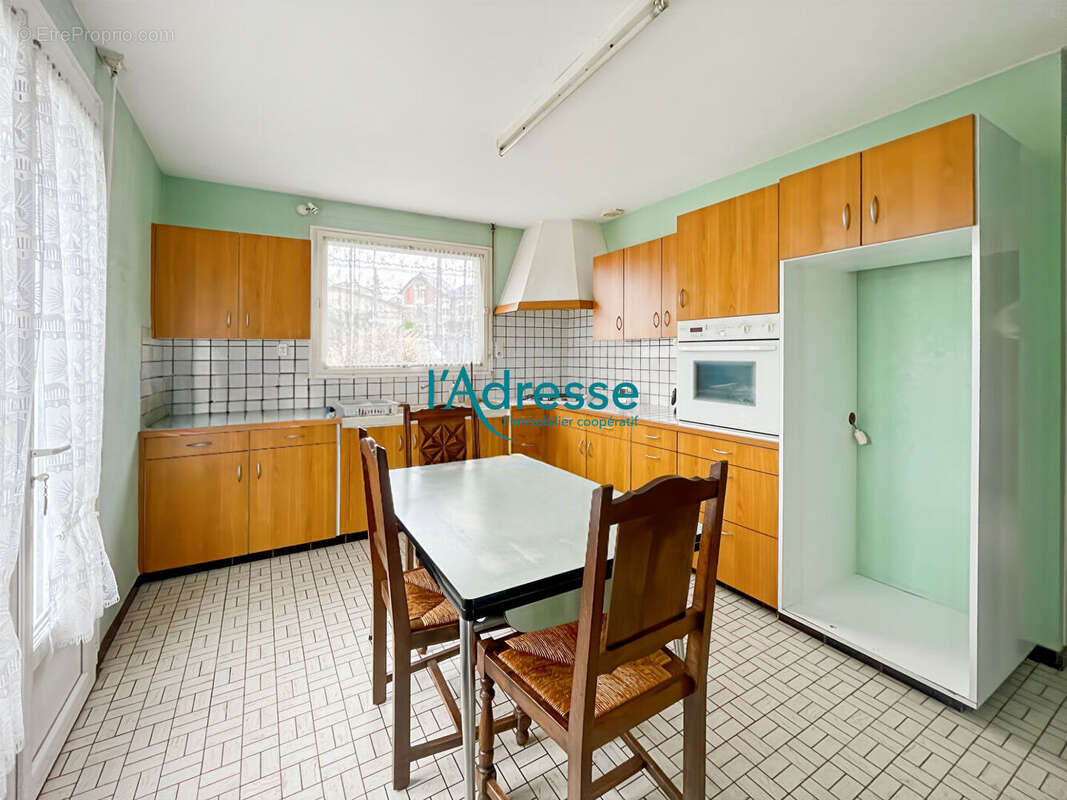 Maison à MONTREVAULT